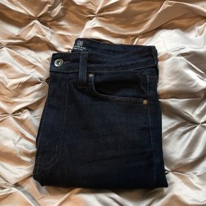 High waisted jeans